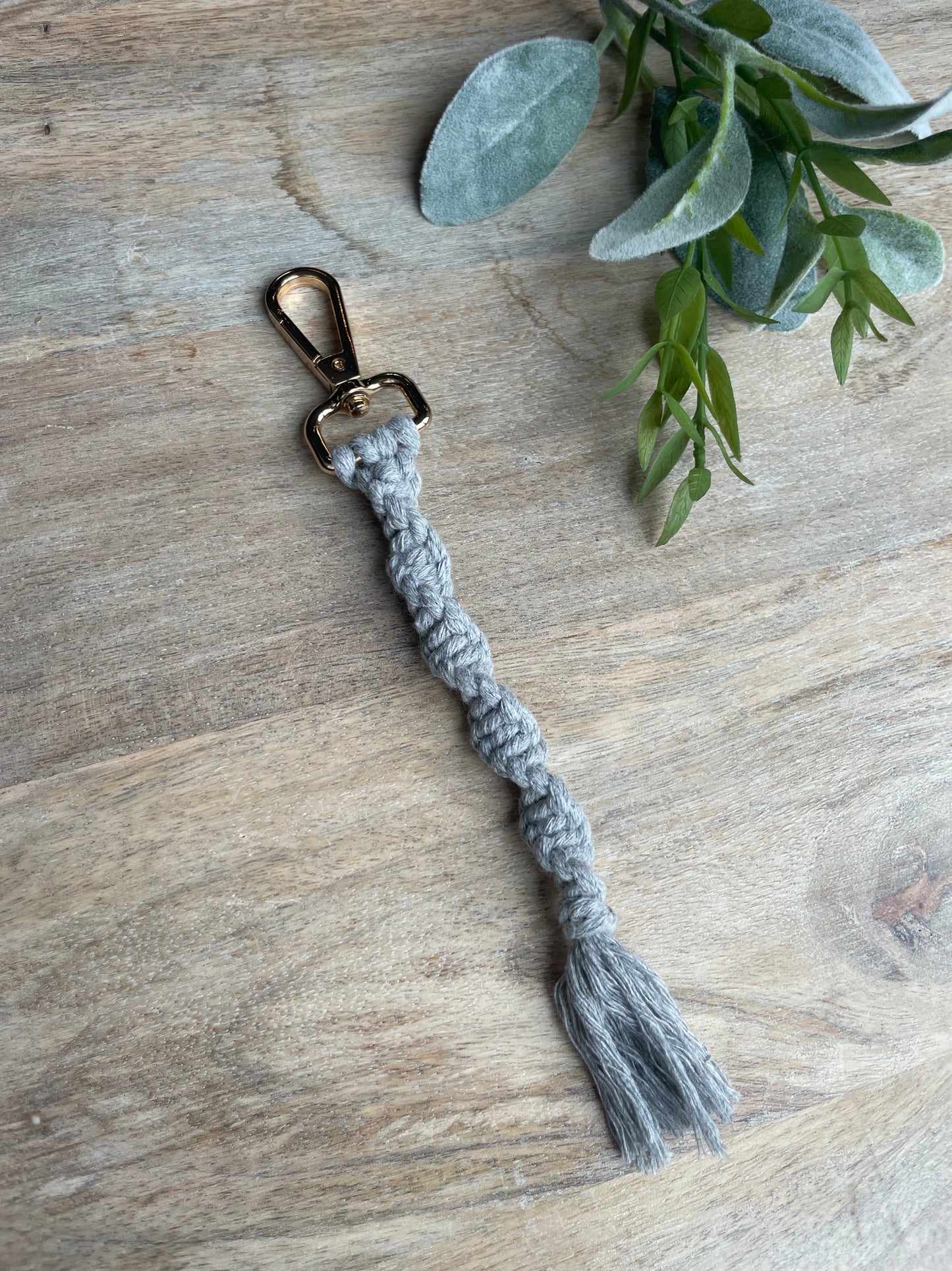 Macrame keychain