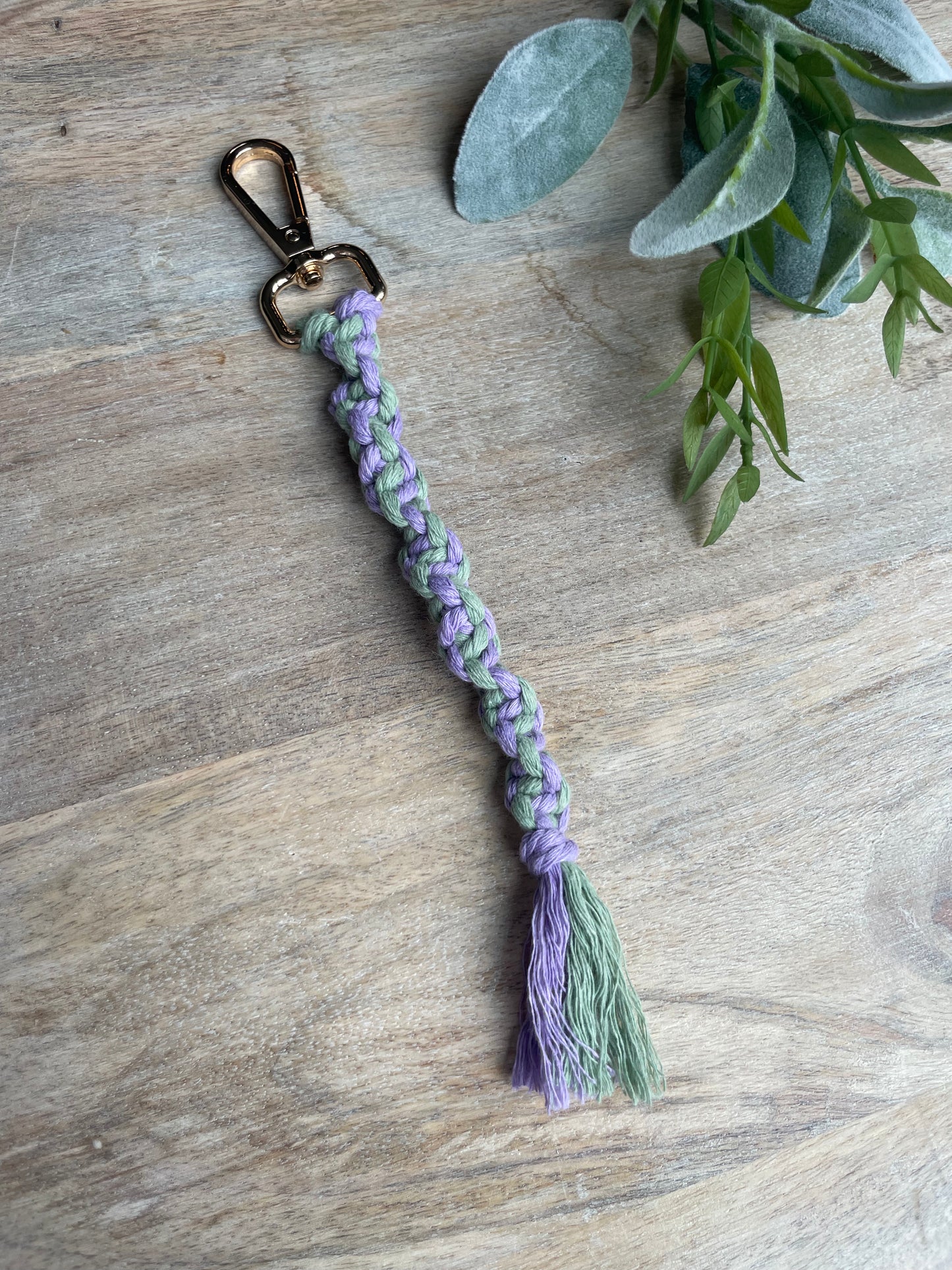 Macrame keychain